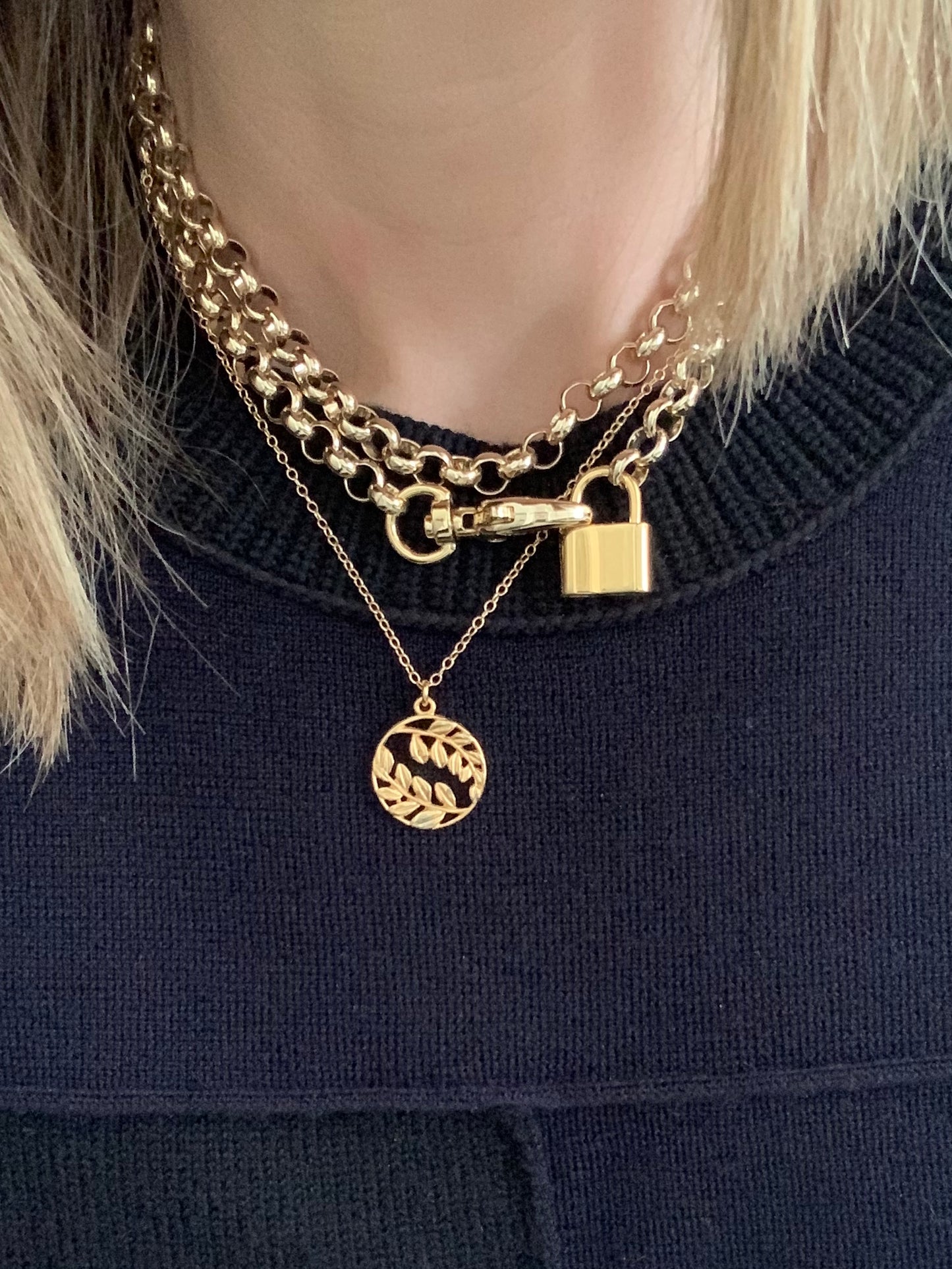The commitment Necklace