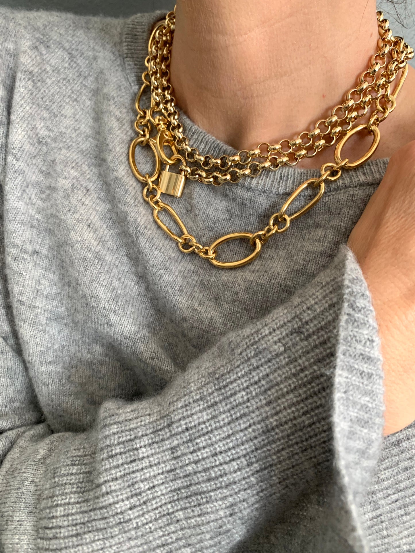 The commitment Necklace